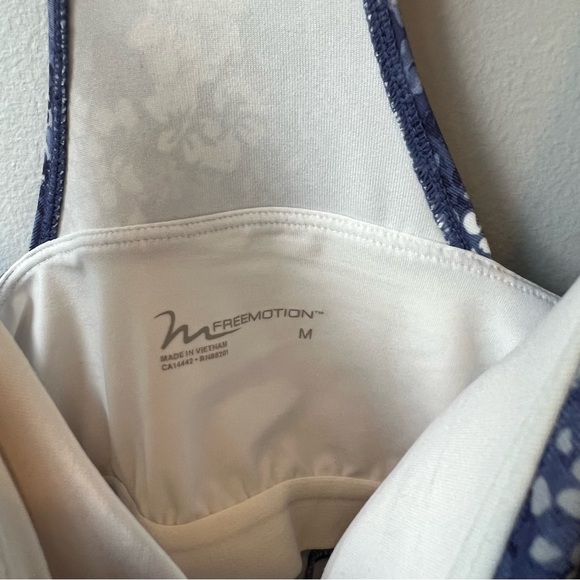 Freemotion active dress size medium - Picture 4 of 10